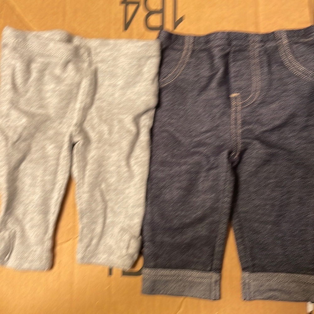 Girls 0-3 months little wonders jeans and grey sweatpants with bow bottoms